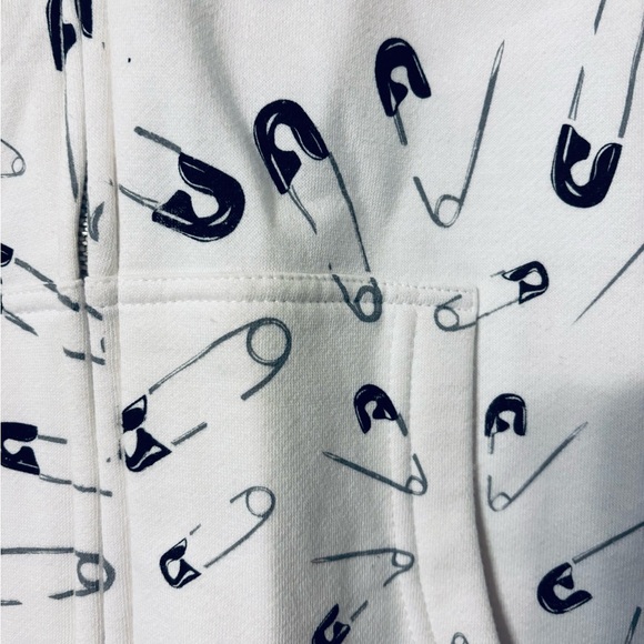 The Hundreds Streetwear Safety Pin Hoodie Worn by Jay Z. - Picture 9 of 9